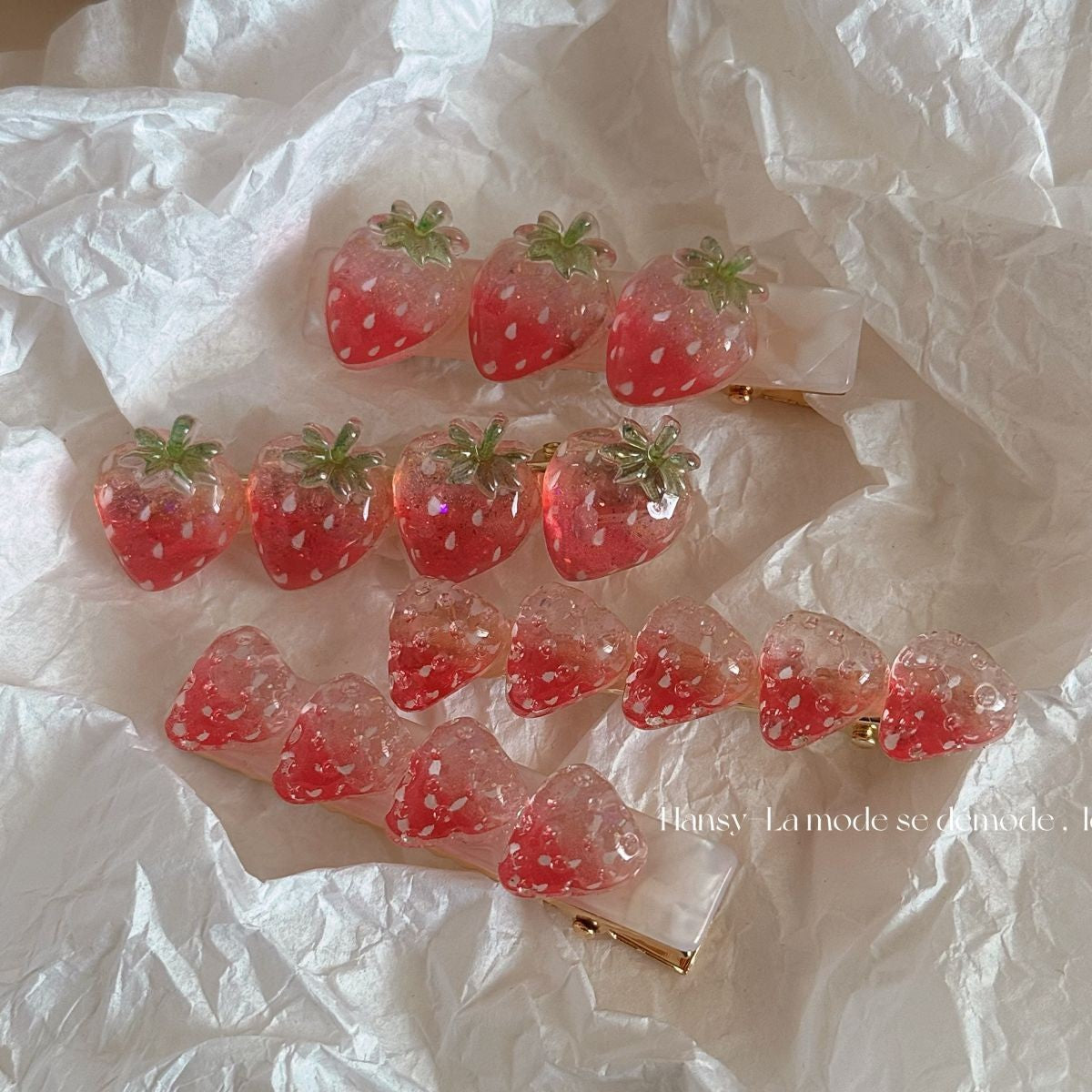 【MOQ 12 PCS】Cute Strawberry Hair Clip Sweet Side Bangs Broken Hair Barrette
