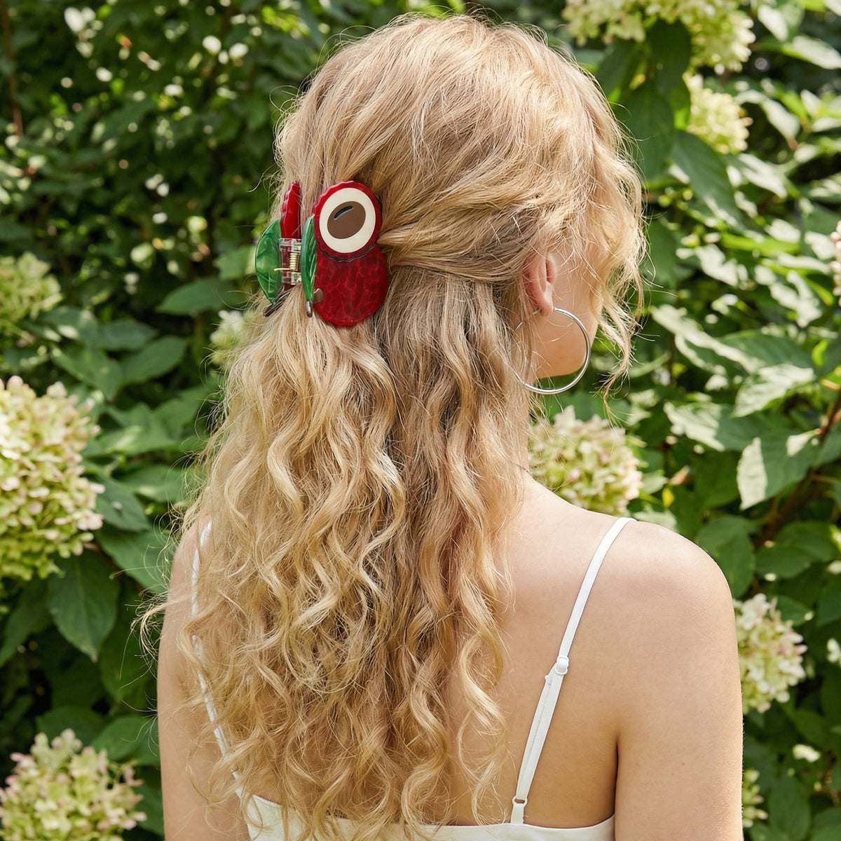 【MOQ 12 PCS】Playful Fruit Acetate Hair Claw – Elegant Shark Clip