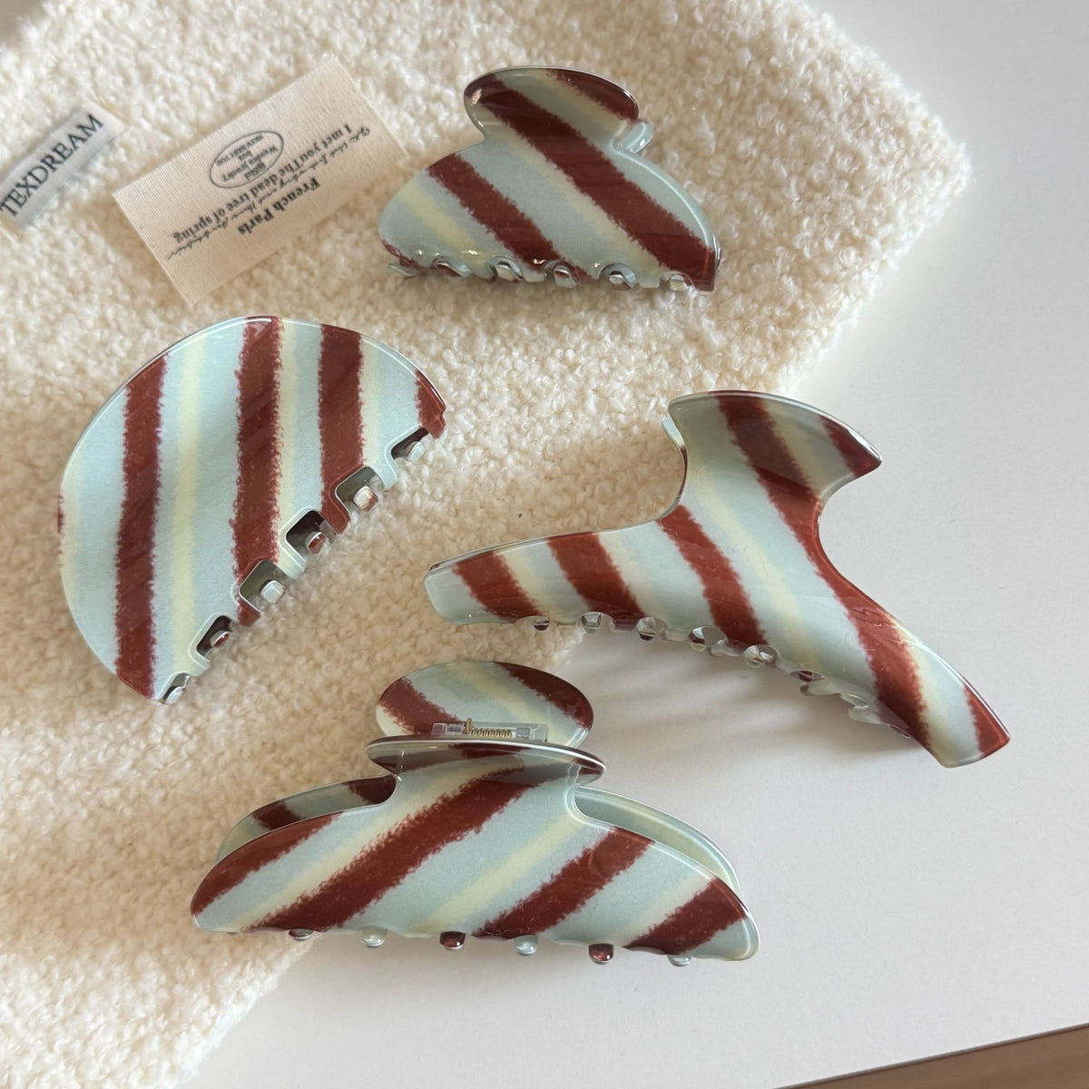 【MOQ 12 PCS】Acetate Brown Stripe Claw Clip, Elegant Back Head Updo Hair Clip