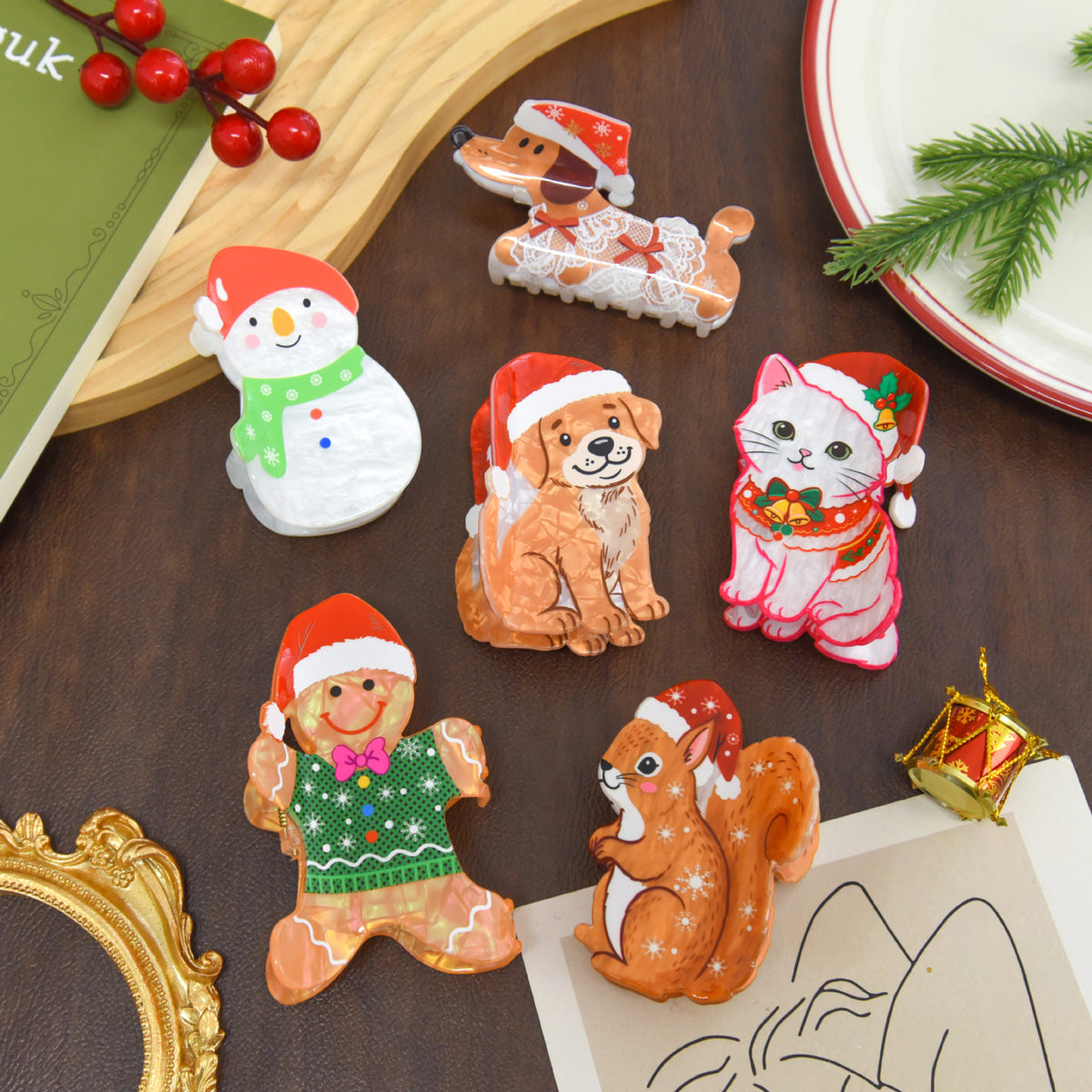 【MOQ 12 PCS】Acrylic Christmas Cartoon Claw Clip, Cat Dog Gingerbread Shell Hair Clip