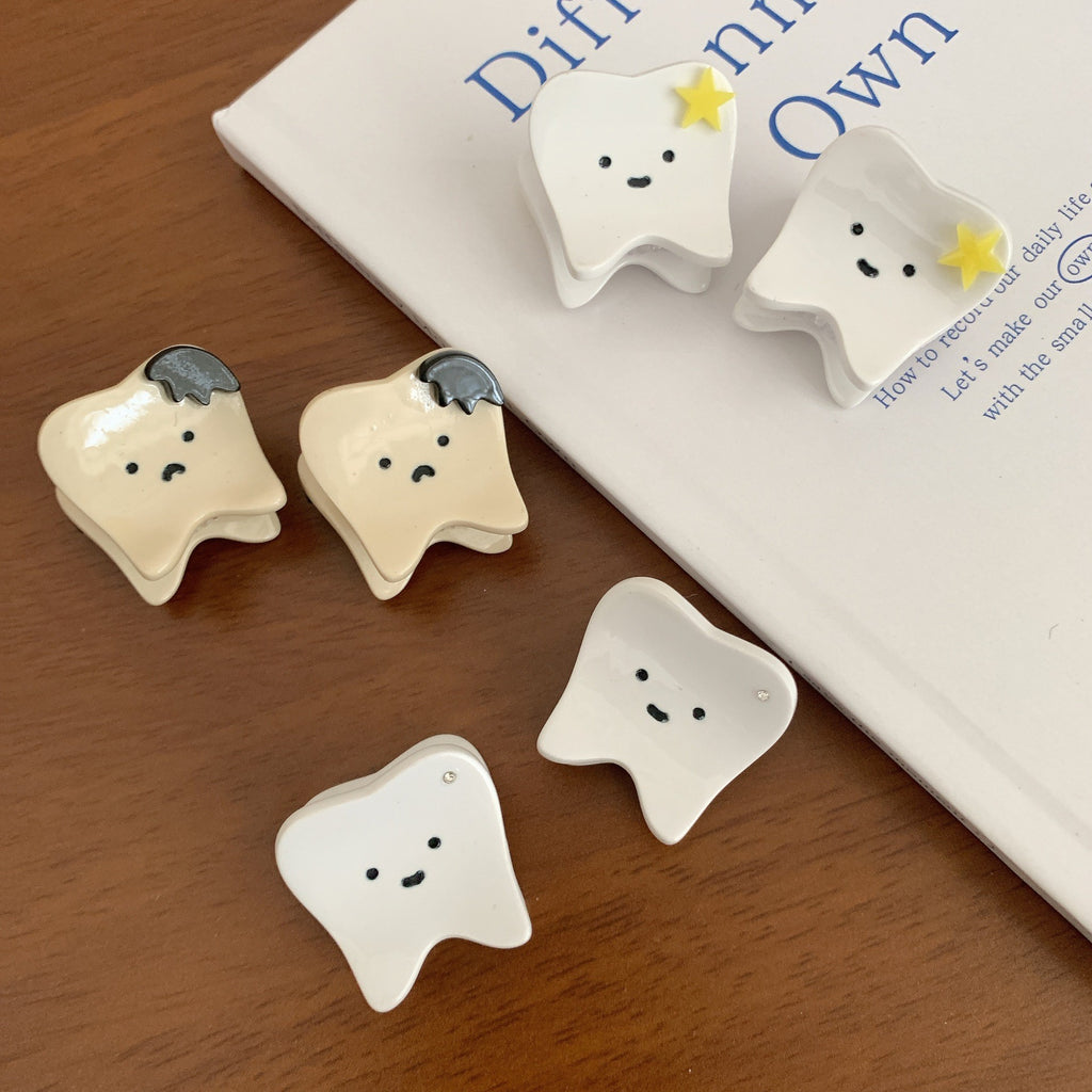 【MOQ 12 PCS】Funny Teeth Mini Hair Clip Creative Star Teeth Bangs Hairpin