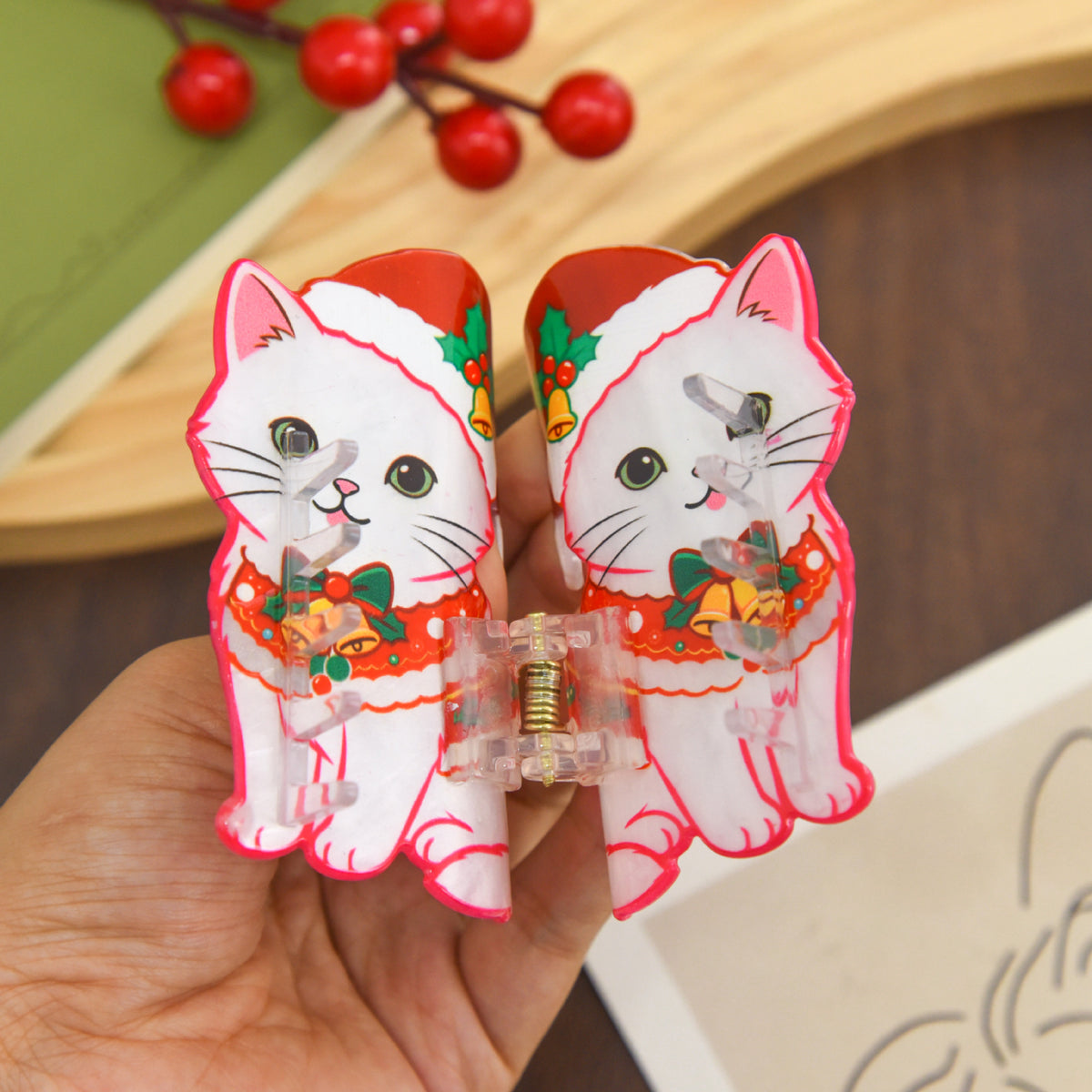 【MOQ 12 PCS】Acrylic Christmas Cartoon Claw Clip, Cat Dog Gingerbread Shell Hair Clip