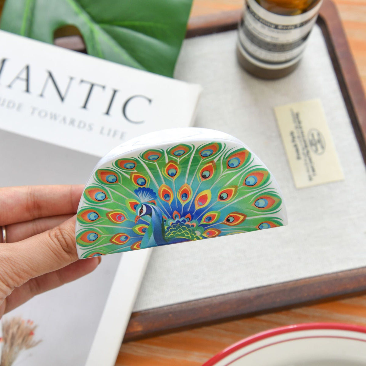 【MOQ 12 PCS】3D Peacock Fan Hair Claw – Ethnic Print Shark Clip