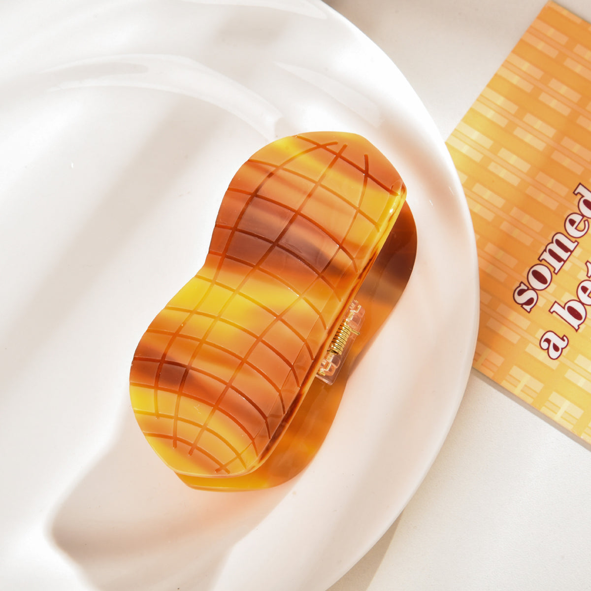 【MOQ 12 PCS】Acetate Peanut Avocado Food Hair Claw, Shark Clip