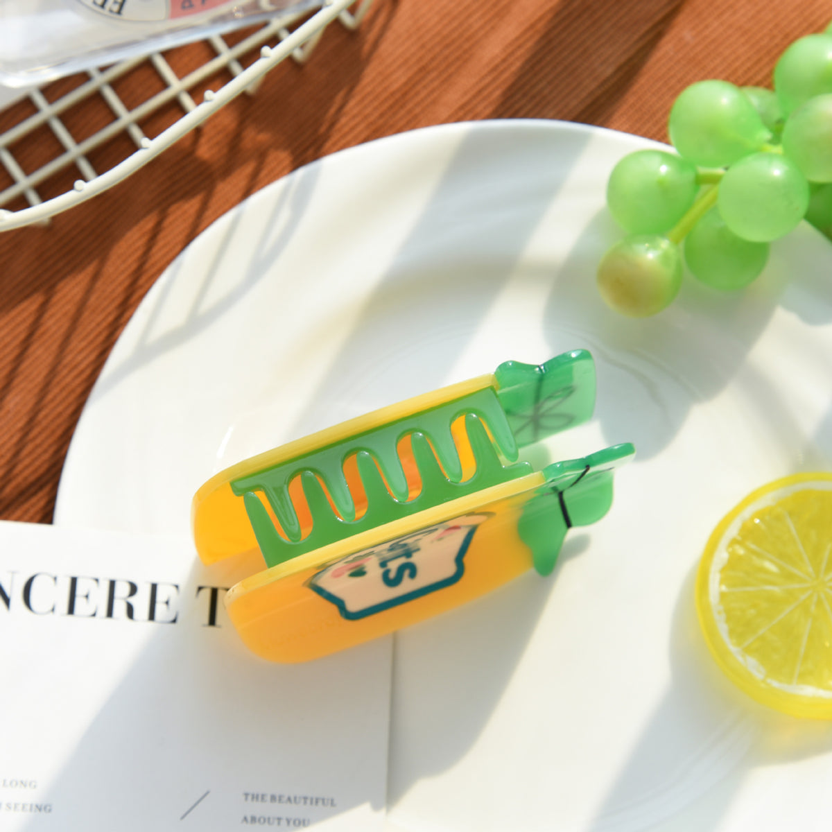 【MOQ 12 PCS】Elegant Jam Acetate Hair Claw – Updo Shark Clip