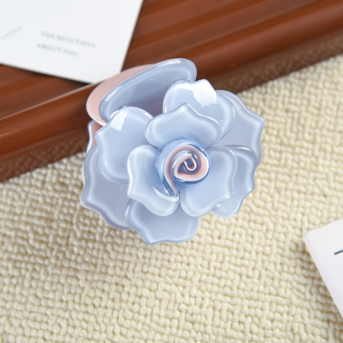 【MOQ 12 PCS】Acetate 3D Rose Hair Claw, Elegant Shark Clip
