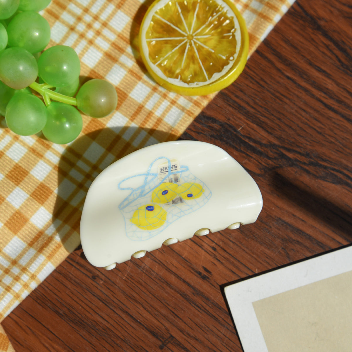【MOQ 12 PCS】Tomato Fruit Claw Clip, Elegant Shark Clip for Back Head Updo