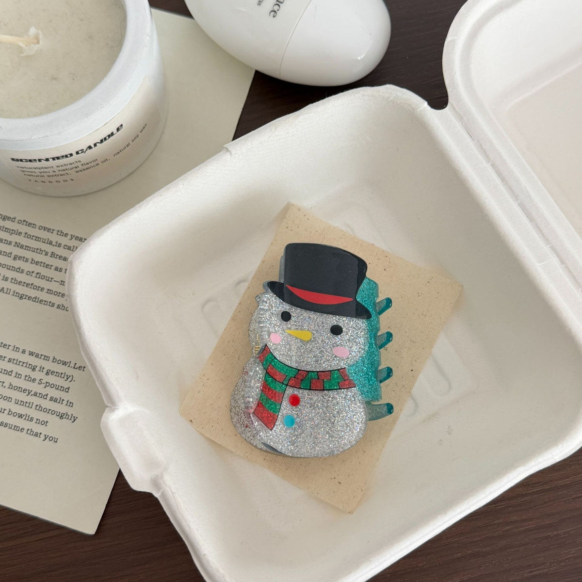 【MOQ 12 PCS】Acrylic Christmas Cartoon Claw Clip, Cat Dog Gingerbread Shell Hair Clip