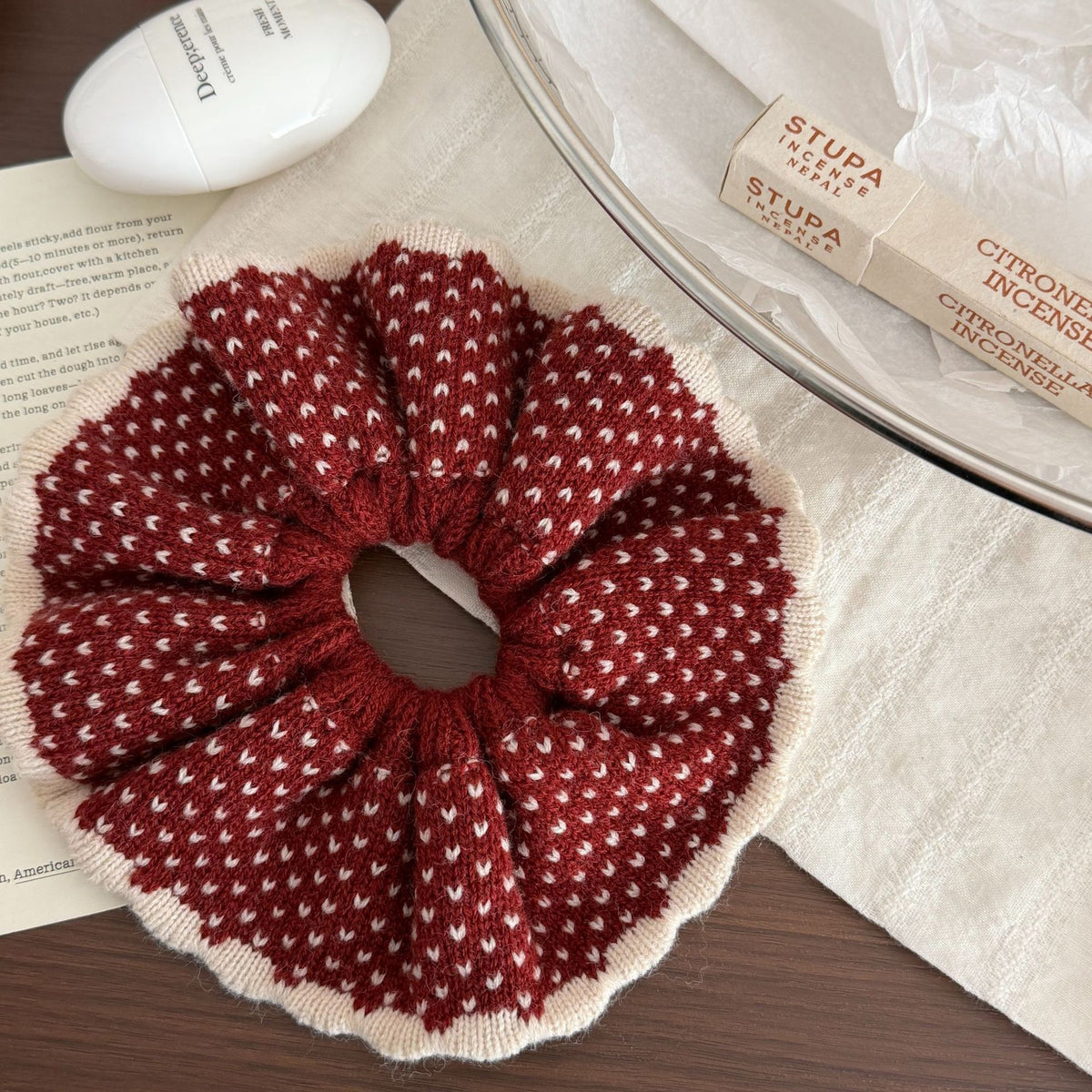 【MOQ 12 PCS】Korean Vintage Knit Scrunchie – Polka Dot Lace Hair Tie